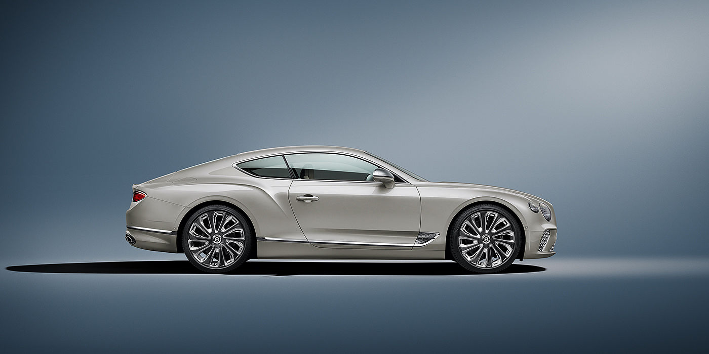 Bentley Bucuresti Bentley Continental GT Mulliner coupe in White Sand paint front 34
